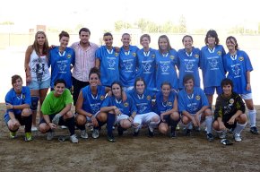 L'equip femení A del FC Cambrils enceta la pretemporada amb una victòria en camp contrari
