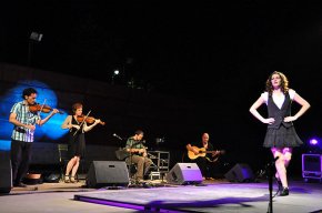 La música celta de Slàinte va portar al parc del Pescador un nou concert del Festival Mangrana