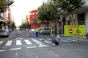 Es talla al trànsit el carrer de Moragues i Barret per fer obres de millora durant tres mesos