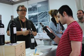 Cambrils esdevé la porta d'entrada al País del Vi amb la mostra vitivinícola i gastronòmica celebrada al Parc del Pescador