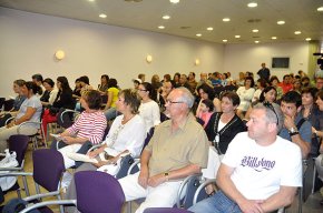 El Servei Local de Català de Cambrils busca participants per a la 14a edició del Voluntariat per la llengua 