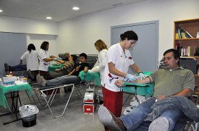 El Banc de Sang i Teixits fa una crida a la població per tal que vagi a donar sang donat el baix estoc als hospitals