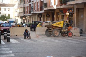 Comencen les obres de reforma de dos carrers del barri de lEixample platja