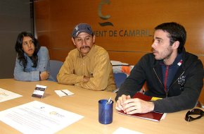 El Coordinador de la 'Red de Líderes Angel Shingre' visita l'Ajuntament de Cambrils