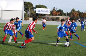 Domini dels equips del FC Barcelona en el torneig de futbol 7 "Vila de Cambrils", organitzat pel Cambrils Unió