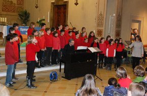 Els alumnes de l'Escola de Música de Cambrils fan el concert de Nadal en benefici de La Marató