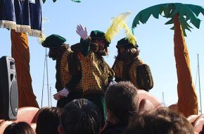 Els heralds reials desembarquen a Cambrils per anunciar l'arribada dels Reis Mags d'Orient