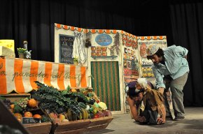 S'obre el teló d'una nova edició del programa de teatre familiar "Diumenges al teatre"