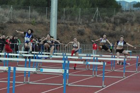 Excel·lent rendiment dels atletes cambrilencs en el campionat territorial d'hivern disputat a Cambrils