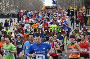 Talls de circulació aquest diumenge amb motiu de la Mitja Marató de Cambrils 2011