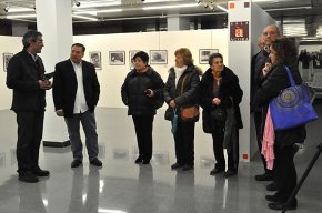 Viatge a les "escoles d'altres mons" gràcies a les fotografies de Kim Manresa, exposades a la Sala Àgora