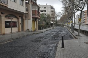S'inicien les obres d'asfaltatge de l'avinguda del Baix Camp, amb talls de circulació en els seus carrers adjacents