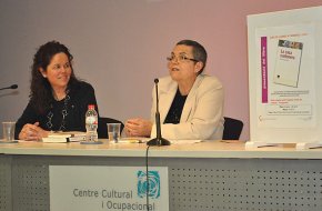 L'escriptora Sílvia Alcàntara presenta la seva darrera novel·la "La casa cantonera" al Centre Cultural