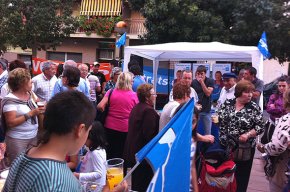 El PP celebra la festa final de campanya a l'Eixample Platja amb un berenar popular