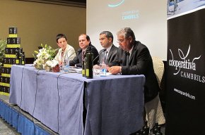 La Cooperativa de Cambrils presenta a Barcelona l'oli verge extra Mestral, en un acte apadrinat per Carme Ruscalleda