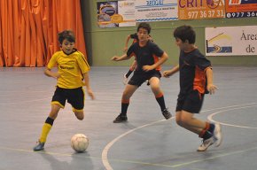 L'escola Guillem Fortuny guanya la IV Copa Ciutat de Cambrils de futbol sala