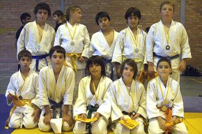 Excel·lent paper dels judokes cambrilencs al XI Trofeu Vila de Falset amb dues medalles d'or, dues de plata i set de bronze