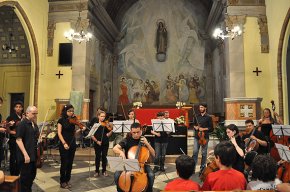 L'Escola Municipal de Música celebra el Dia de la Música amb un concert a la parròquia i una cercavila pel Barri Antic