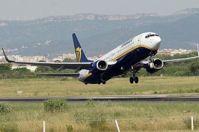 La companyia aèria Ryanair anuncia el tancament de la seva base a l'aeroport de Reus a partir del 30 d'octubre
