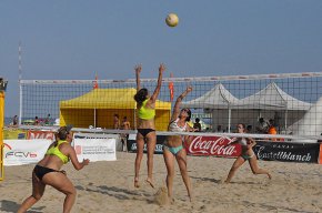 La platja del Regueral, escenari de la primera prova del campionat de Catalunya de volei platja 
