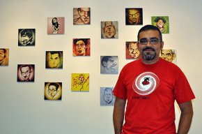 Txema Berruga caricaturitza els personatges més famosos en l'exposició "Caricatur-Art"