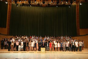 Els alumnes cambrilencs Anna Segú i Gerard Baquer reben una distinció de la Generalitat per haver obtingut una nota superior a 9 en les PAU