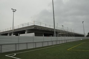 Els vestidors i les graderies de l'estadi municipal de futbol quedaran enllestides el proper mes d'octubre