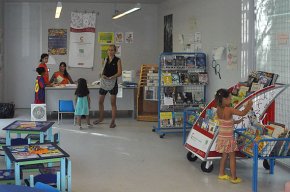 La Biblioteca Municipal posa en marxa, un estiu més, el Biblioparc al Parc del Pinaret i d'altres activitats per a totes les edats