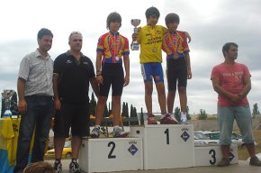 Álex Sánchez i Edgar Curto es proclamen campions provincials de ciclisme en carretera