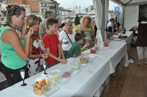 La Mostra de Productes Agrícoles de la Cooperativa de Cambrils s'instal·la al port per sisè any consecutiu