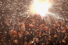 Tot a punt per a la 20a Nit del Foc, que es presenta amb les colles més espectaculars dels darrers anys