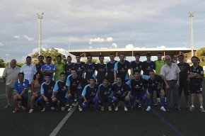 L'equip amateur del Cambrils United es presenta oficialment amb novetats de darrera hora a la banqueta