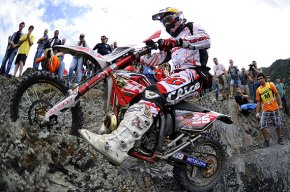 El pilot cambrilenc Ivan Cervantes suma dos segons llocs al Gran Premi d'Andorra i diu adéu al mundial d'E2