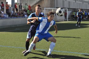 L'equip cadet del FC Barcelona guanya el segon torneig de la Mare de Déu del Camí organitzat pel Cambrils United