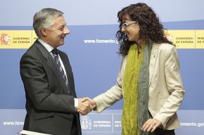 LAjuntament i el Ministeri de Foment signen el conveni per dur a terme el projecte de conservació i restauració de ledifici de la Castlania