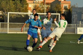 Victòries del Cambrils Club d'hoquei, del CB Cambrils i del CFS Laguna i del Mediterrani, en futbol sala