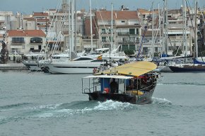 La Generalitat destina 300.000 euros per a la neteja del fons marí del port