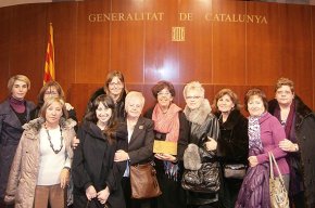 La Generalitat homenatja l'Associació de Dones Amunt de Cambrils en motiu del seu 25 aniversari i per la tasca realitzada