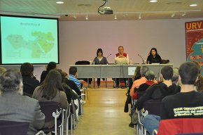 Una taula rodona de l'Antena del Coneixement aborda les revoltes del món àrab amb el testimoni dels casos d'Egipte i Síria