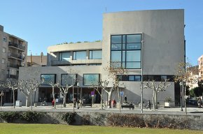 El Casal Municipal de la Gent Gran, sense servei de podologia ni de perruqueria