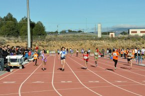 L'equip masculí S-13 del Club Atletisme Cambrils guanya el campionat territorial d'hivern, mentre que l'equip femení queda subcampió