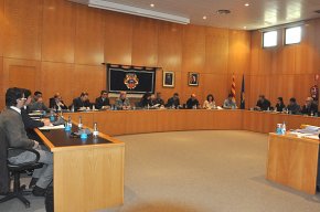 Els grups de lAjuntament arriben a un acord per presentar una moció relativa a la taxa sobre les estades en establiments turístics 