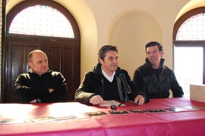 El músic cambrilenc Carlos Rom presenta el single "Peret i Mandinga", un avanç del seu proper treball discogràfic "Naltrus som així"