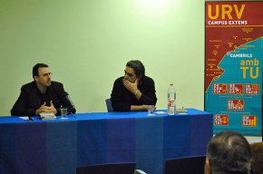 El poeta Jordi Julià presenta els seus llibres en una nova sessió de l'Aula de Poesia
