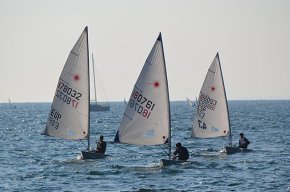 El Club Nàutic Cambrils encapçala el rànquing català en les diverses classes de vela lleugera