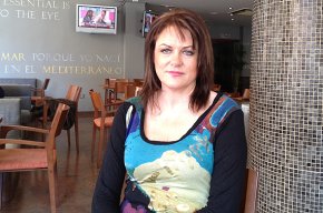 Montserrat Bartolomé, passatgera del Costa Concòrdia: "Ens vam sentir molt mal atesos durant tot el naufragi, vam arribar a Barcelona llençats com a gossos"