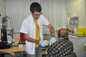 La incidència de la grip entre la població comença a davallar després s'assolir-se nivells de pandèmia, els més alts en 10 anys