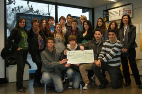 Uns alumnes de l'institut Cambrils participen en la final del concurs estatal d'economia de l'empresa Young Business, a Madrid