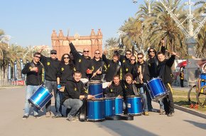 Els Cop de cap actuen a la Marató de Barcelona