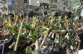 Diumenge de Rams amb benedicció de palmes i rams i força presència de visitants a Cambrils